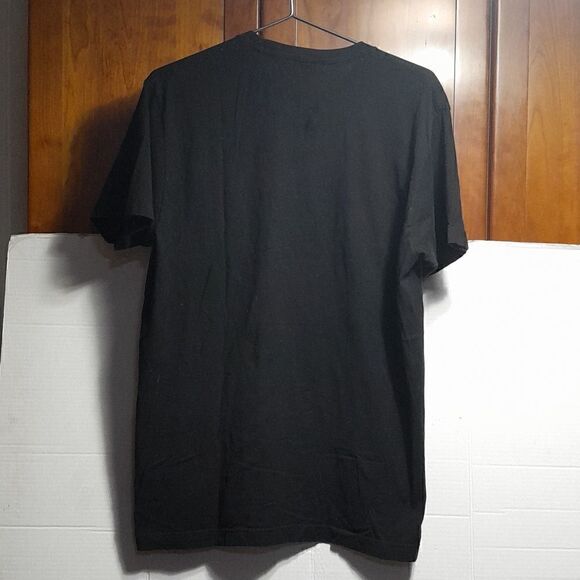 Friends "The TV Show" Tee Shirt...EUC...Size L - Picture 4 of 4